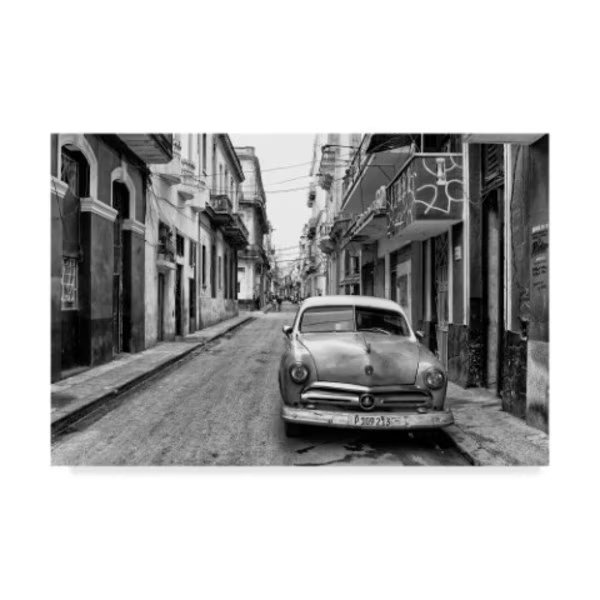 Philippe Hugonnard 'Old Ford Car in Havana' Canvas Art, 22x32, Trademark Fine Art, Mfr#: PH00785-C2232GG